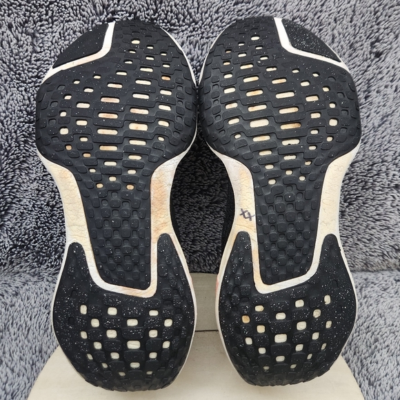 Nike ZoomX Invincible Run Flyknit 3 ‘Black White’ Men's Size 12 - Picture 8 of 9